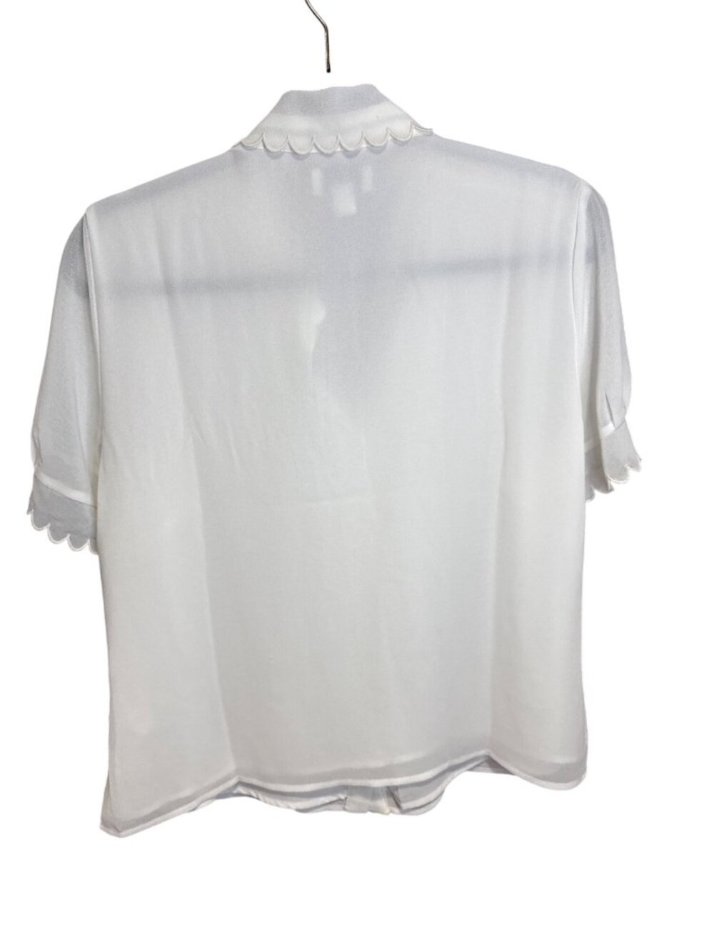 NWT CeCe Ivory Scalloped Short Sleeve Blouse Size Med MSRP $69 - Picture 3 of 6